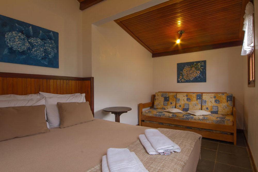 Pousada Il Villaggio Санту-Антониу-ду-Пиньял Экстерьер фото